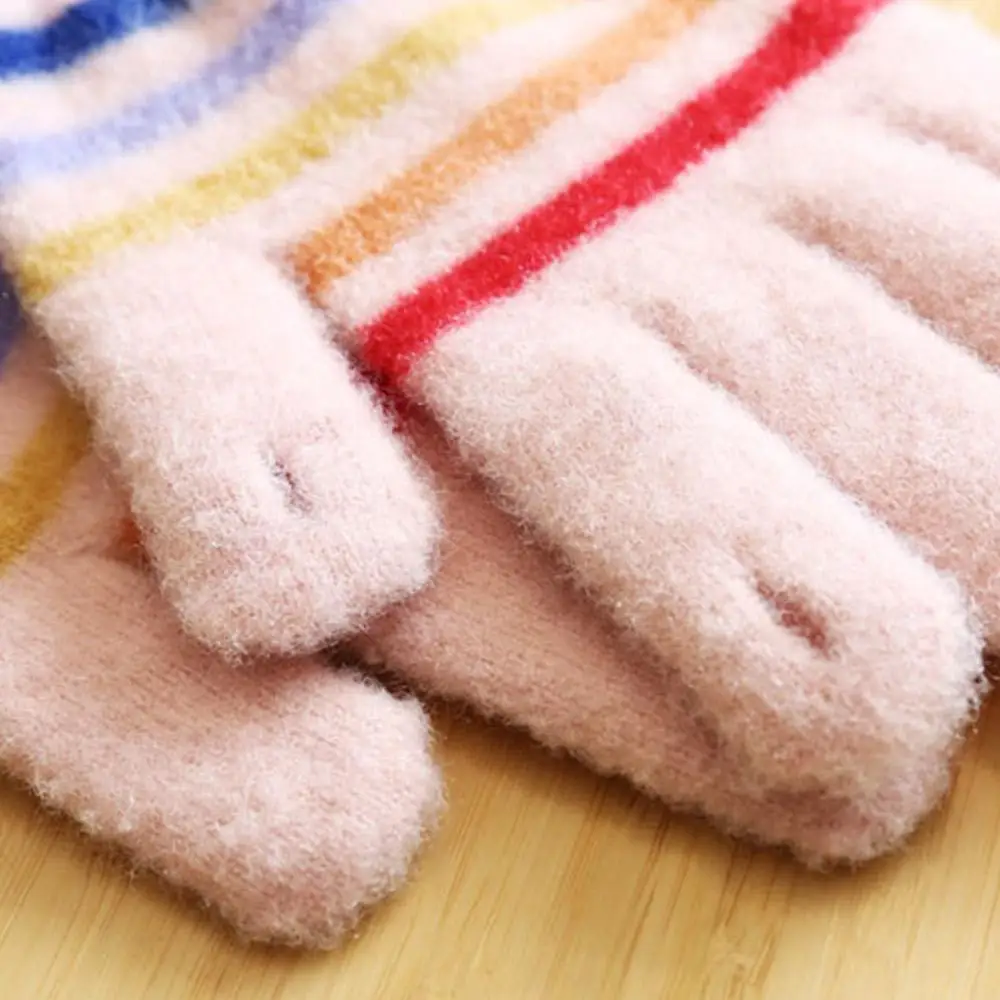 Новые вязаные перчатки в радужную полоску с небольшими отверстиями на пальцах, студенческие перчатки унисекс, зимние теплые перчатки с сенсорным экраном