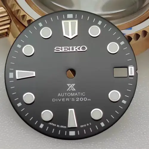 Imagen 1 del producto 28,5mm nuevo NH35 dial/NH36 dial calendario único luz verde nocturna reloj mecánico dial s logo se utiliza para relojes Seiko