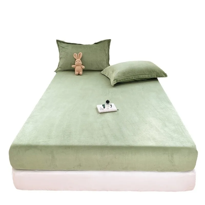 

Ultra-Plush Thermal Mattress Cover & Winter Velour Fitted Sheet Set Thick Bedspread with Protector All-Size Cozy Warmth