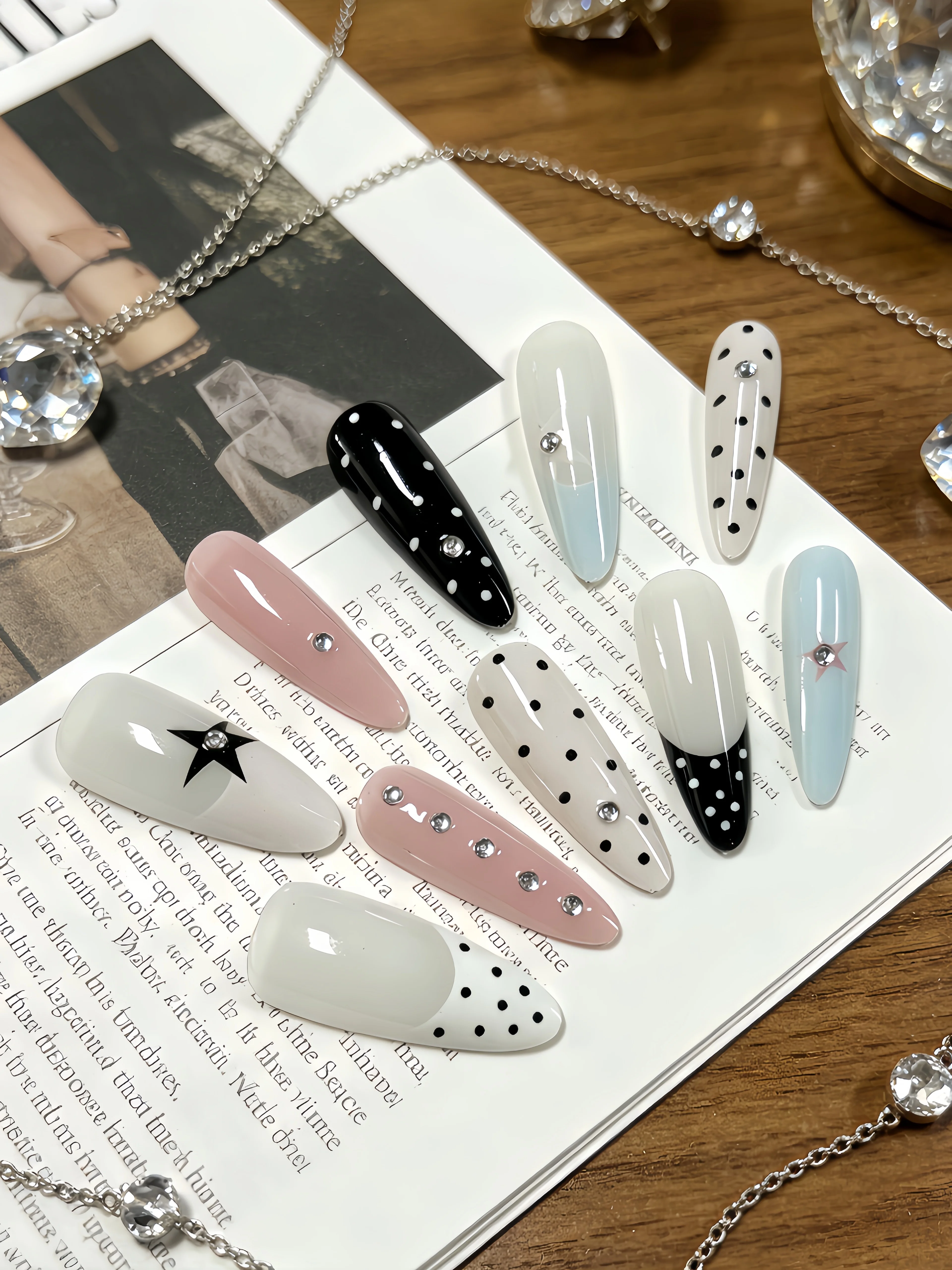 เล็บปลอมแบบกดติดทรงหยดน้ำขนาดก - Korean Lifestyle Instagram บทวิจารณ์และราคา