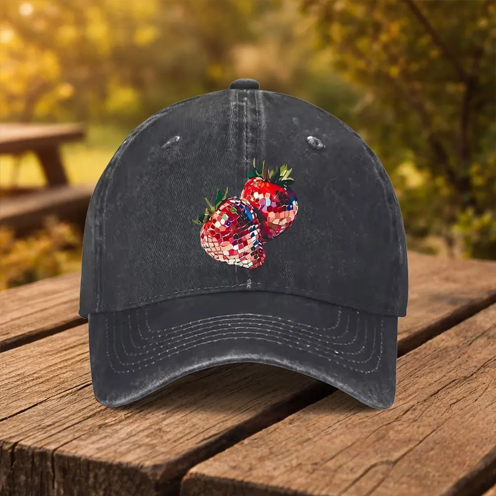 Mirrored Mosaic Strawberry Print Baseball Cap, Unisex Fashion Duckbill Hat, Suitable for Outdoor Sports Fitness Travel And Outin