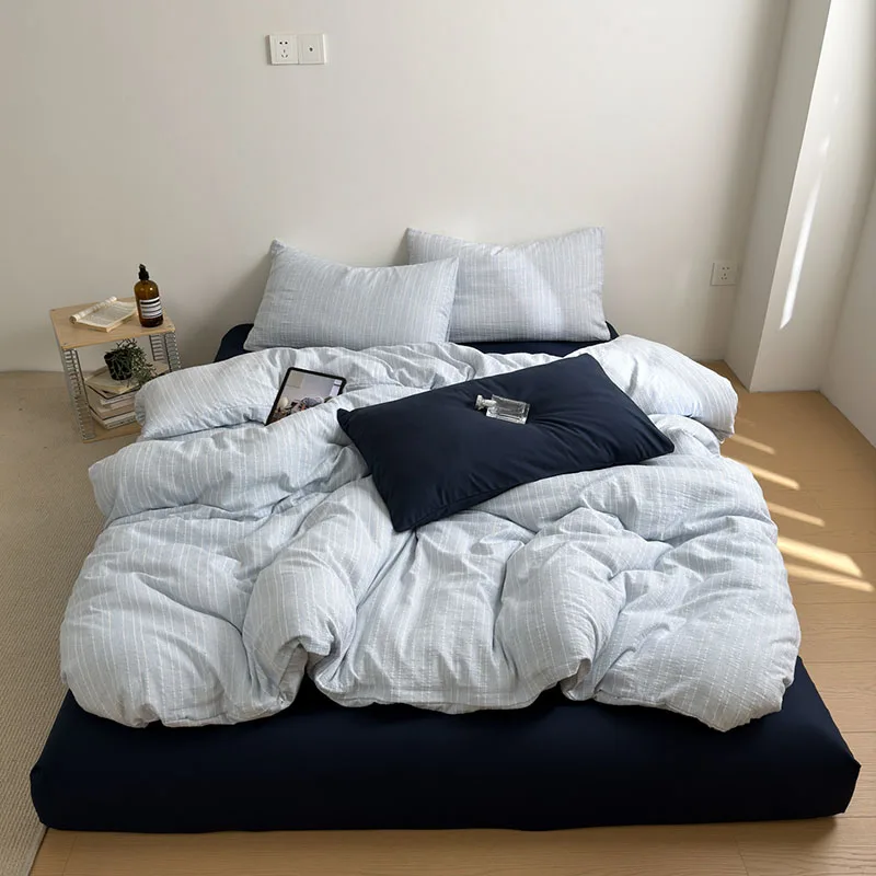 Japanese Texture Stripe Bedding Set Simple Geometric Printing Comforter Sets for Bed Comfortable and Soft Bedclothes for Single