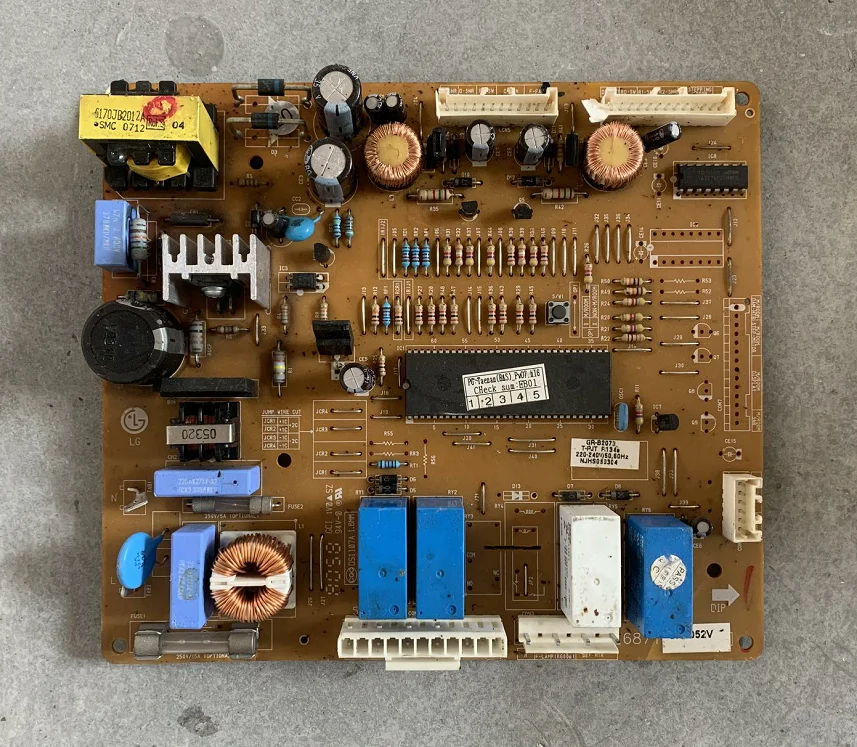

EBR33795501-L 6871JR1052V GR-B2073 test ok circuit board motherboard