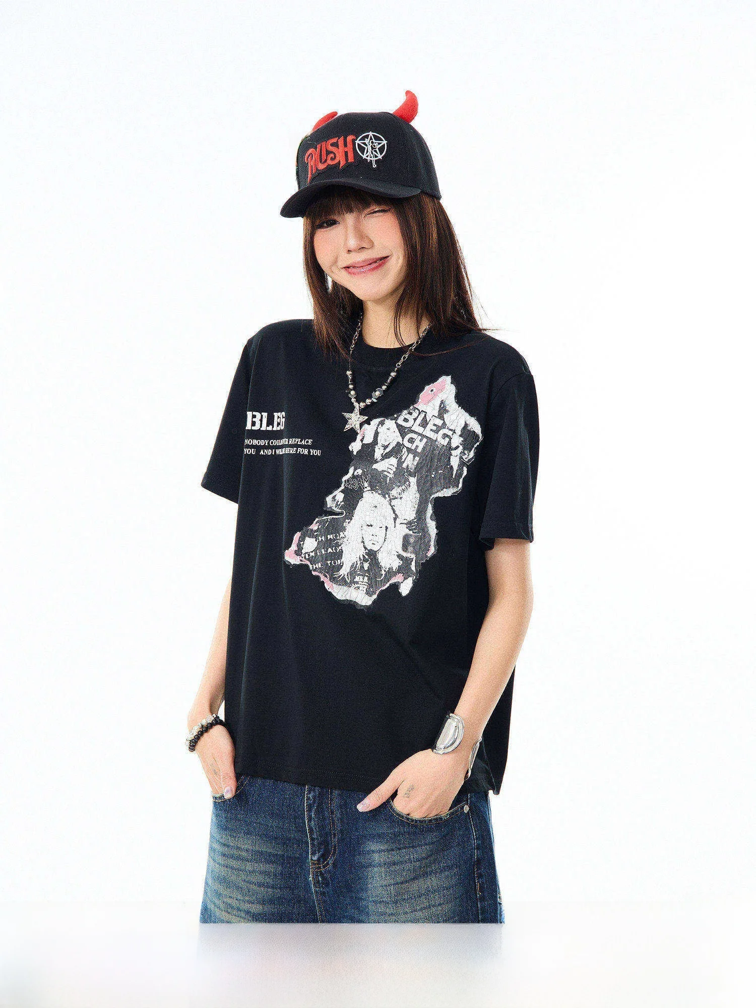 

MAIKAO Американская винтажная футболка в стиле ретро с коротким рукавом для женщин, летняя, уличная, свободного кроя, повседневная, с круглым вырезом, с принтом, из смесового хлопка и полиэстера