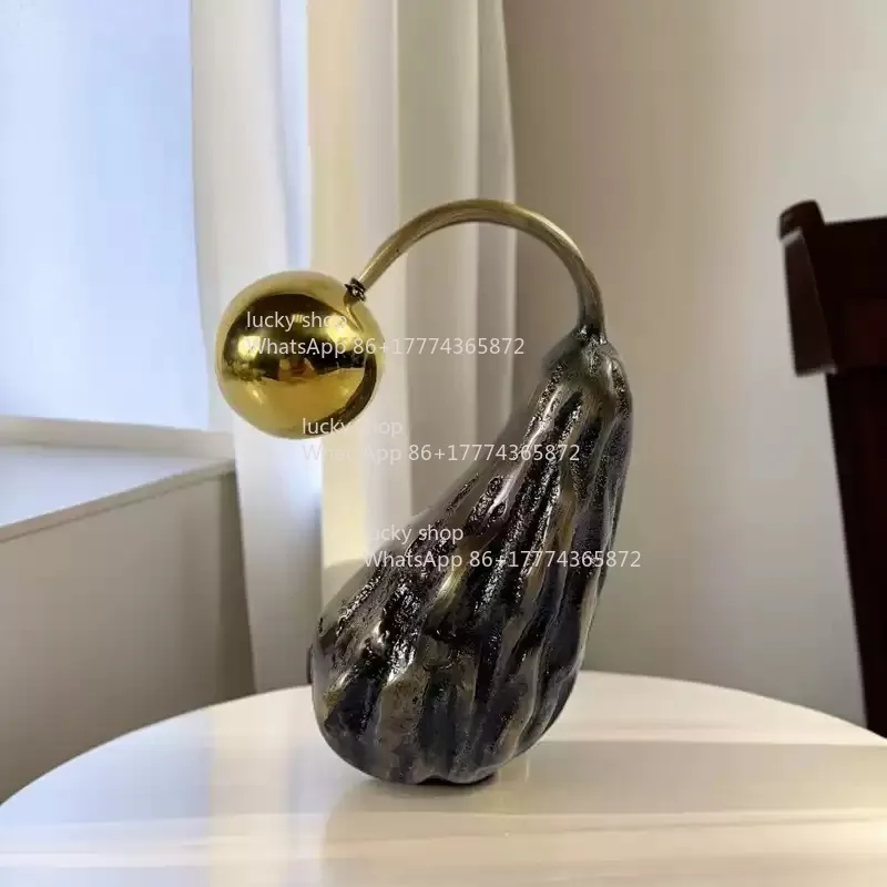 Modern Light Luxury Metal Ornaments, Wine Cabinets, TV Cabinets, Soft Furnishings, and Handicrafts