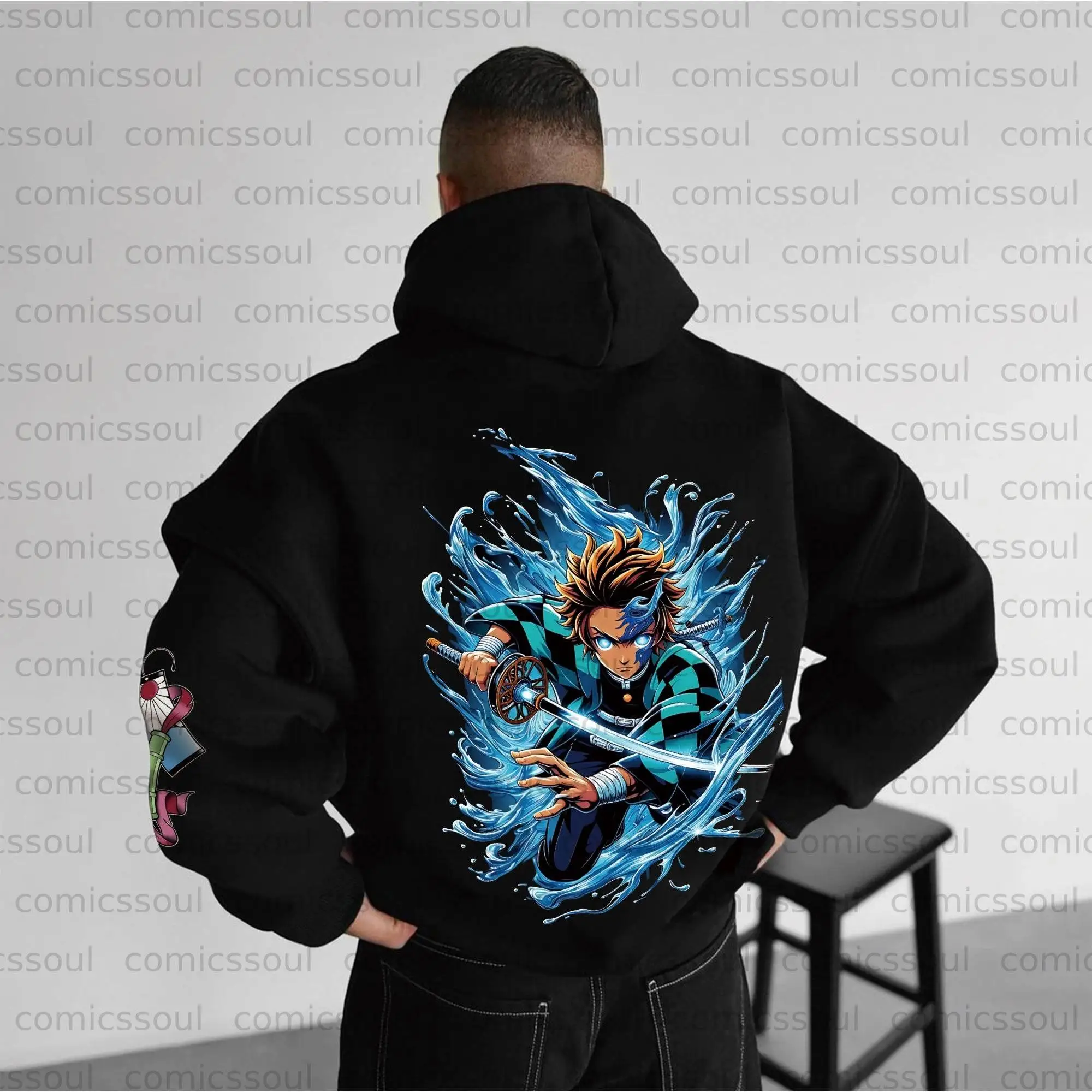 Sudadera con capucha negra Kimetsu No Yaiba con Tanjiro Kamado, estampado de espalda Haori a cuadros verdes, patrón de manga con efecto relámpago, estilo Anime