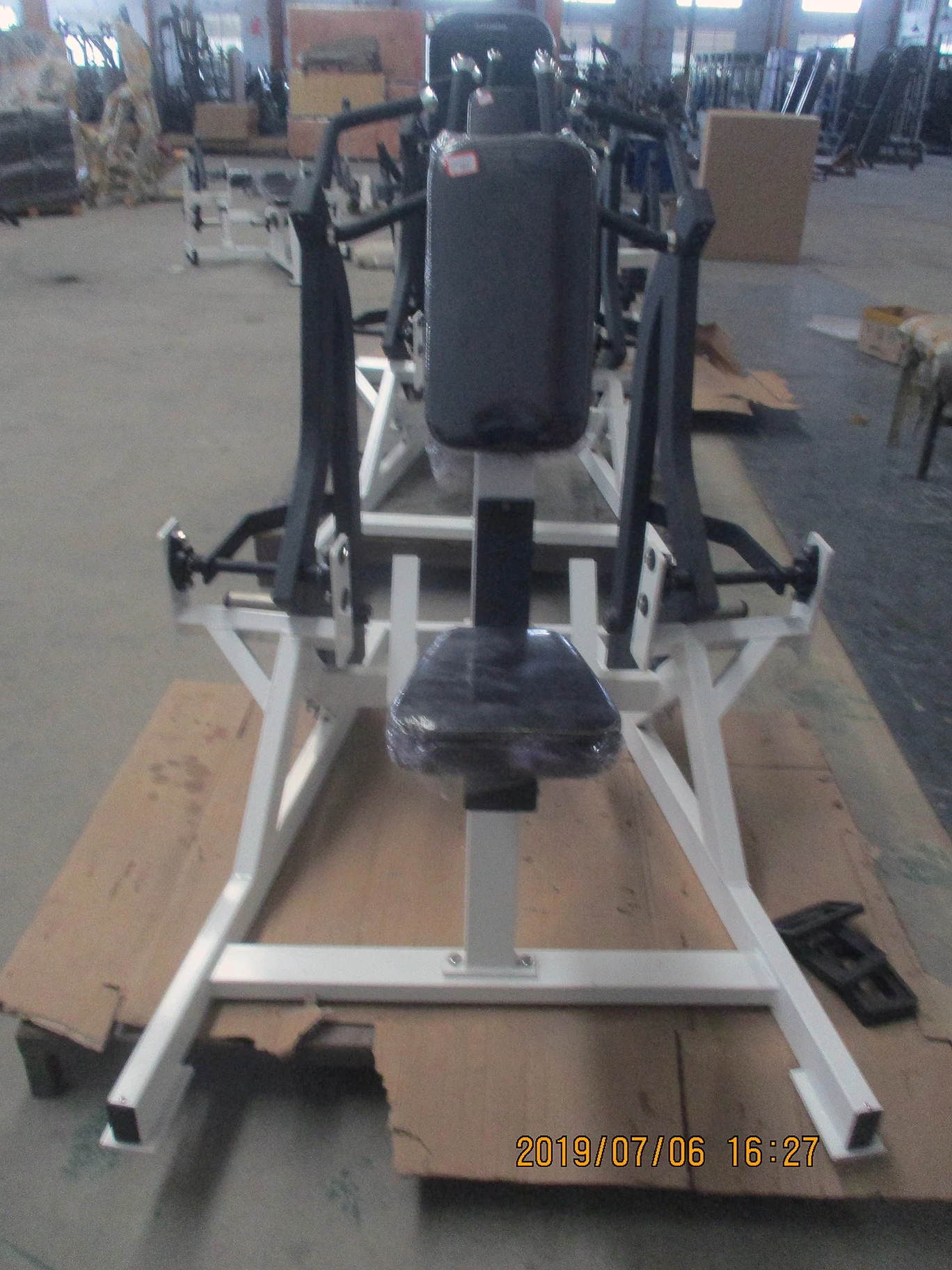 Steel Plate Loaded Gym Machine Lateral Front Lat Pulldown Fitness Training Equipment