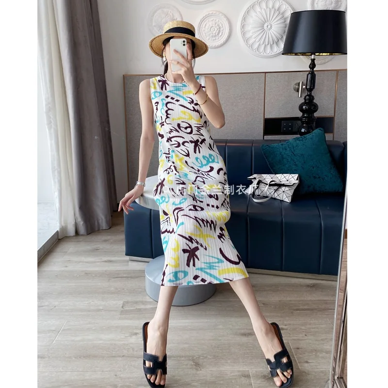 

Pleats Pleated 2024 Summer New Sleeveless Vest Dress Hong Kong Style Printed Comfortable Elegant Outwear Pleated Dresses Women