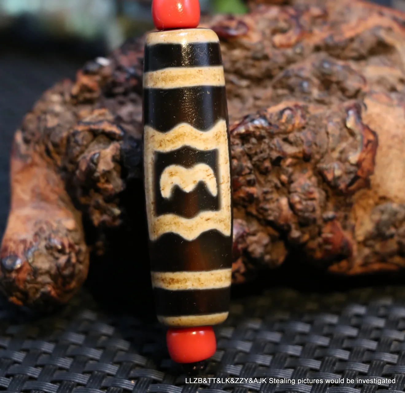 

Magic Power Energy Tibetan Old Agate Dapeng Bir of Freedom Symbol dZi Bead Amulet Pendant Talisman UPD220102A15