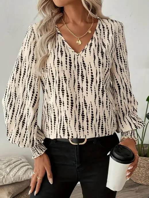 Spring and Summer New French Fashion Elegant Commuting Style Geometric Print V-Neck Lantern Sleeves Slim Fit Chiffon Shirt