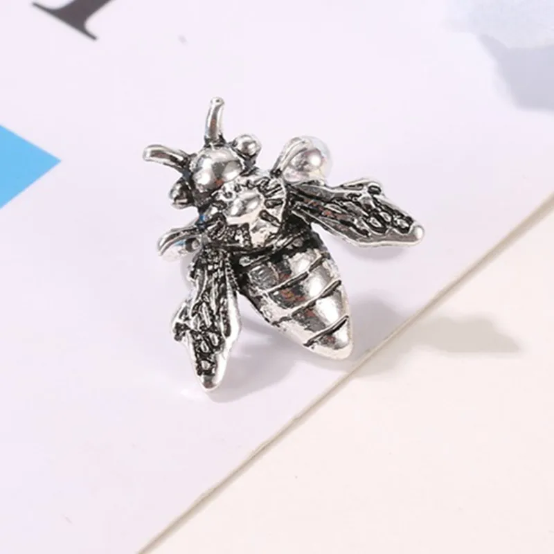 Modyle Vintage Little Bird Bee Leaf Ear Cuff Non Pierced Clip Earrings for Women Trendy Punk Small Carved Rose U Shape Earrings view 5
