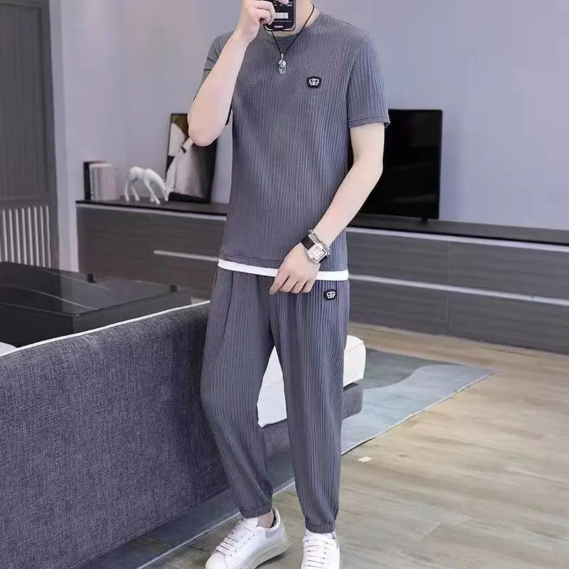 2023 Summer New Men\'s Classic Fashion Solid Color Short Sleeve T-Shirt Two-Piece Men\'s Casual High-Quality Sports Suit