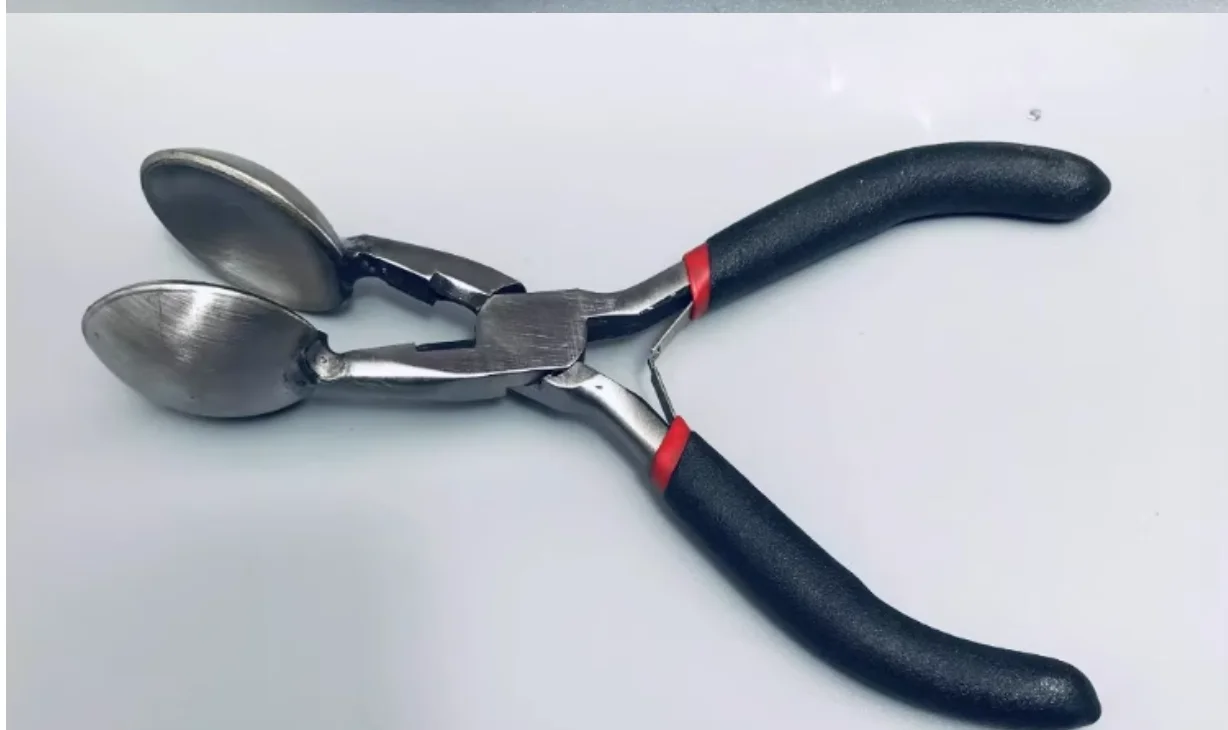 

Lamp worker burns glass Convex Concave Rose pliers NO.A3094