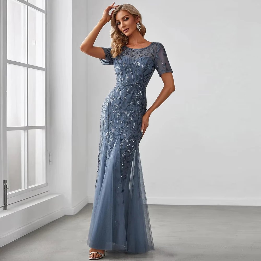 : Roupas para festas e férias
