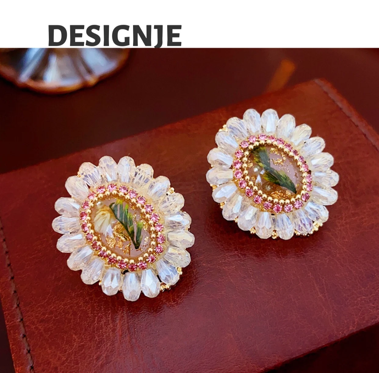 

[Fresh] Silver Needle Diamond Crystal Flower Oval Earrings, Court Style Retro Earrings, High-Quality Earrings for Women