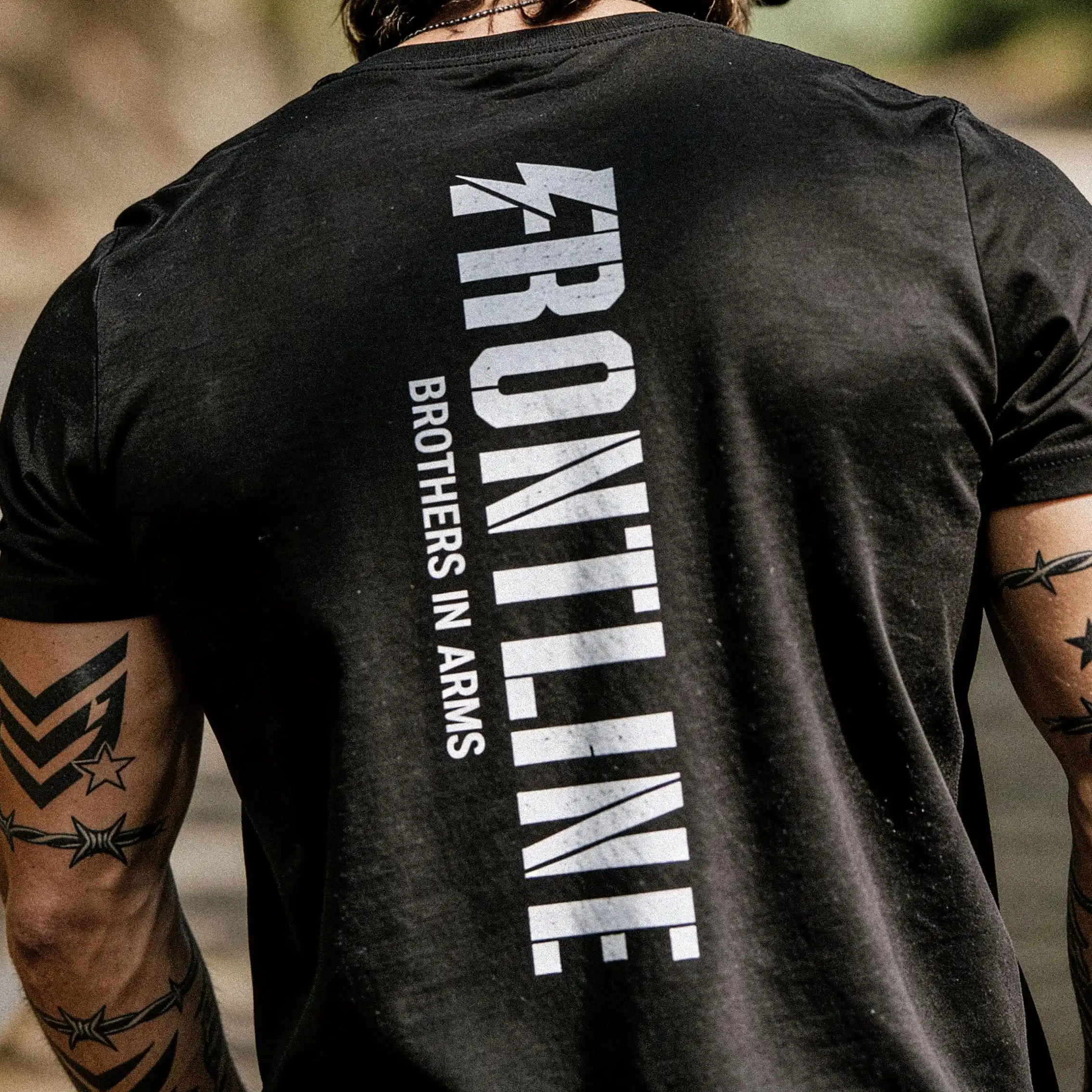 2026 New Tactical Oversized Unisex Streetwear T Shirt Frontline Brothers in Arms Vertical Text Back Print Black Tee Casual Tops