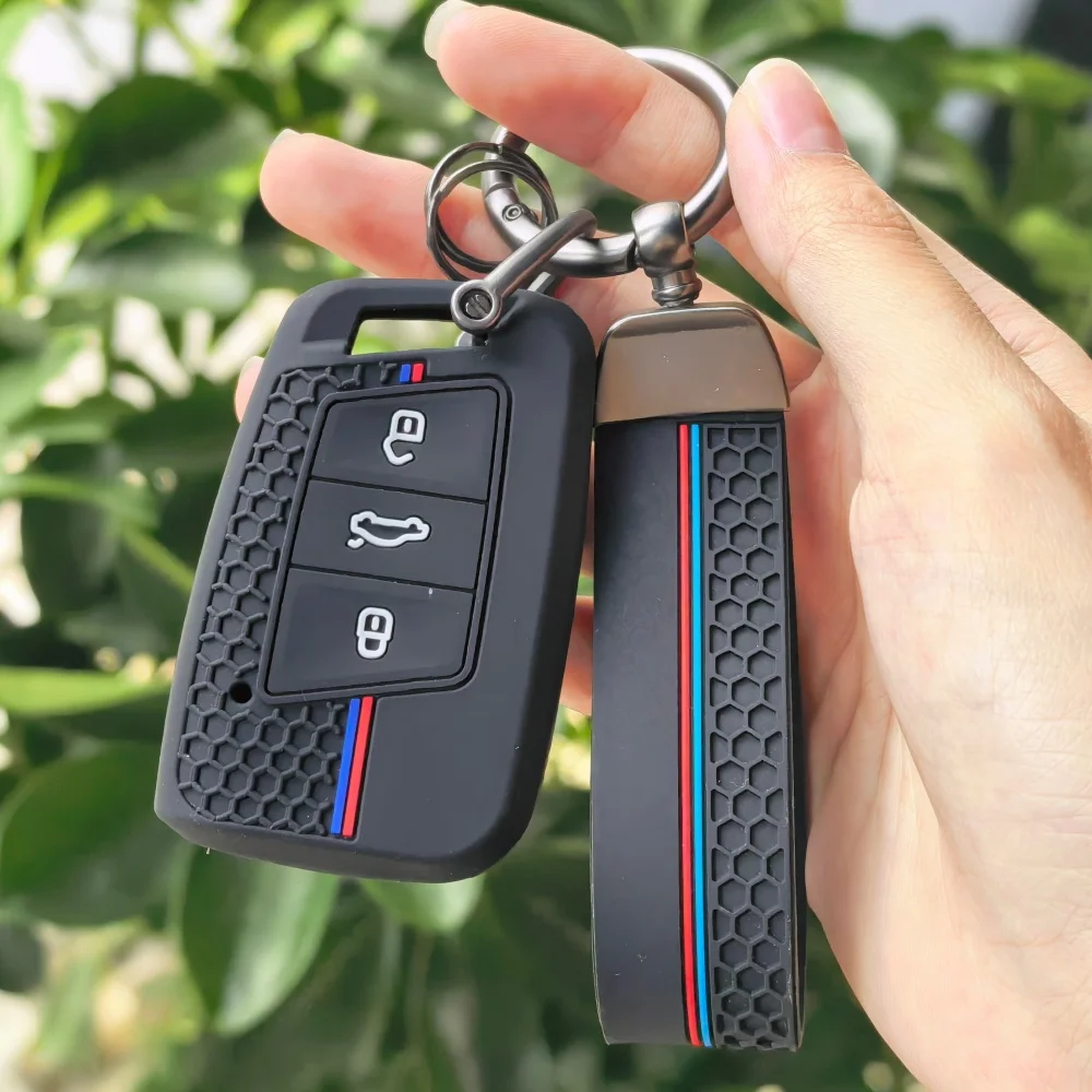 Soft Silicone Key Cover Case For Skoda Octavia Kodiaq Karoq For Volkswagen VW Polo Passat B8 Tiguan 2 Protector Keychain