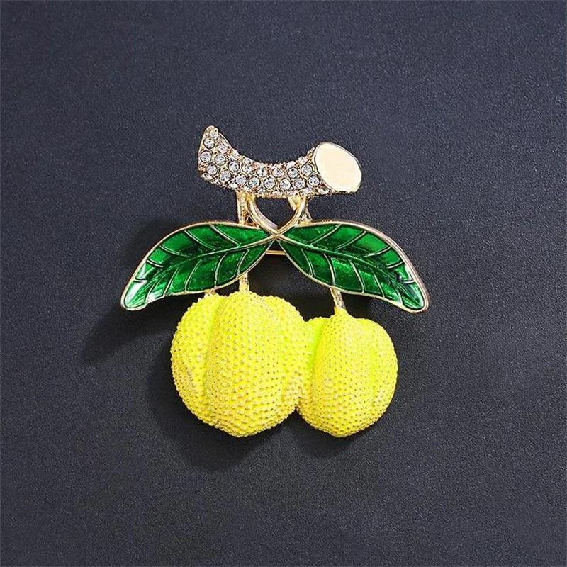 1Pc Cute Durian Brooch for Men Women Exquisite Durian Fruit Pins Trendy Accessories Party Summer Holiday Gift 2025