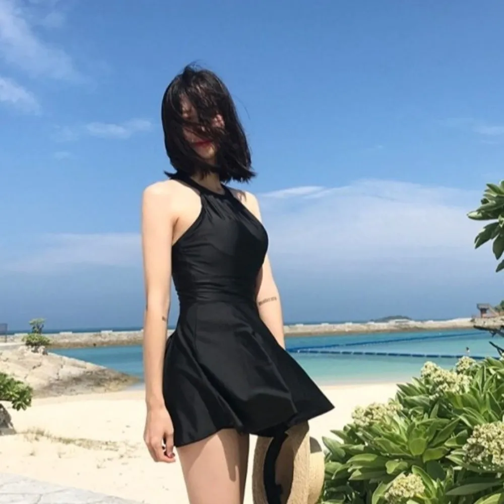 

Fashion Slim Fit Backless Skirt Swimsuit Sleeveless Beachwear Hot Spring Swimwear Pleated Swimwear with Padded Summer