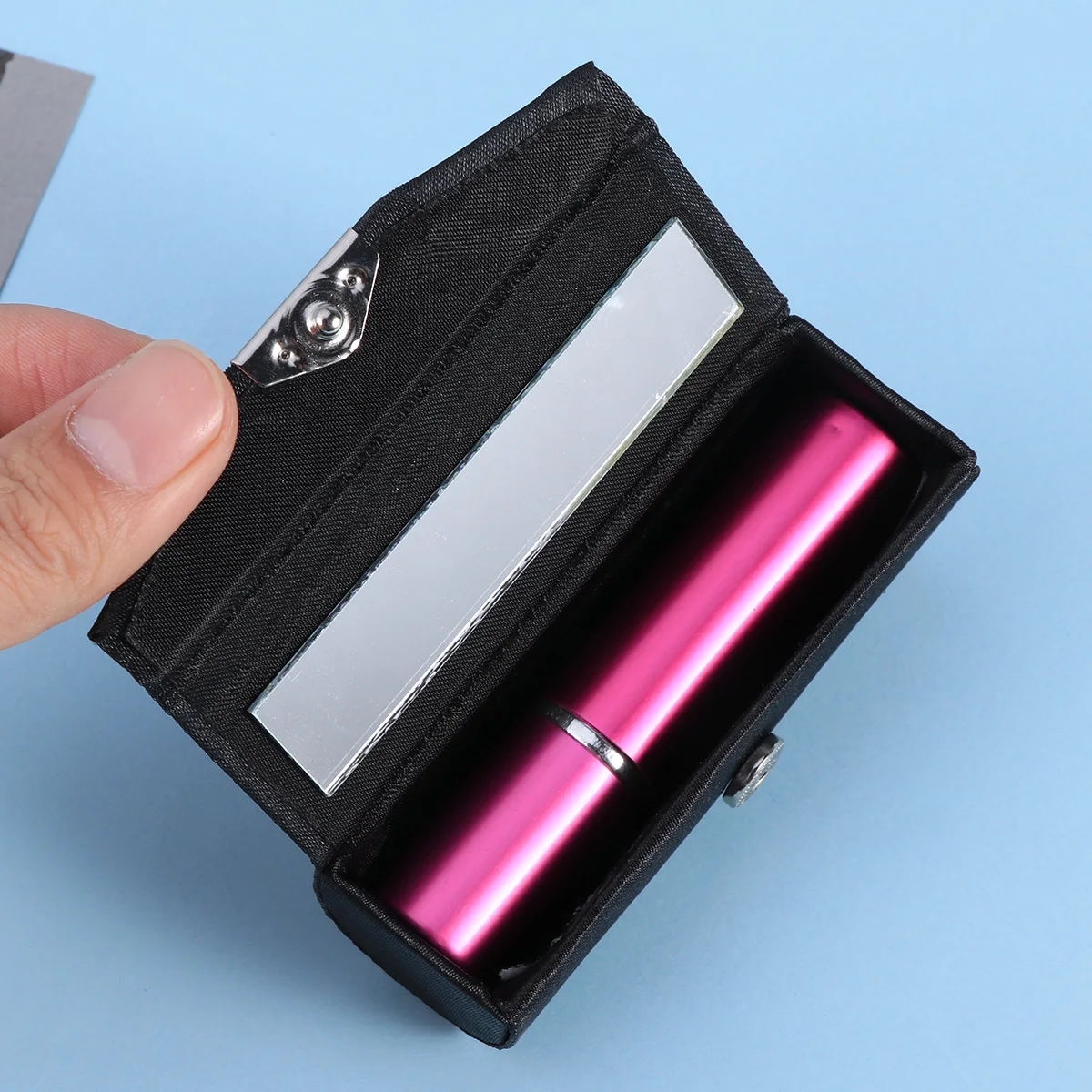 

Lipstick Case Packaging Smooth Surface Black Premium Shockproof Drop Proof Storage Box Mirror Travel Lipstick Organizer