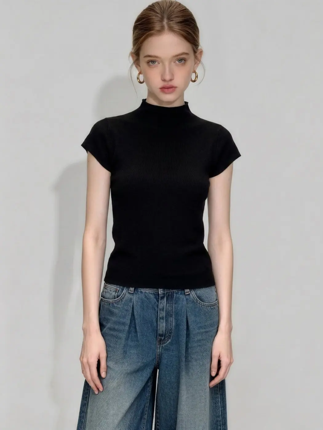 Black Half-High Collar Ice Silk Knitted Short Sleeve T-Shirt Women Summer Slim Fit Base Layer Shoulder Level Top Korean Style
