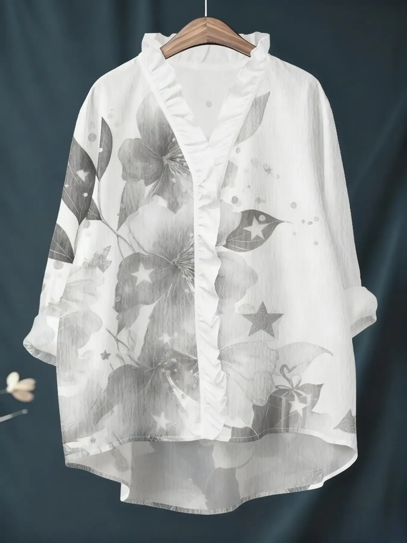 เสื้อเชิ้ตลูกไม้แขนยาวผู้หญิง ปี 2026 สไตล์วินเทจ ลายสวยงามหลากหลายแบบ เสื้อผ้าสีพื้น