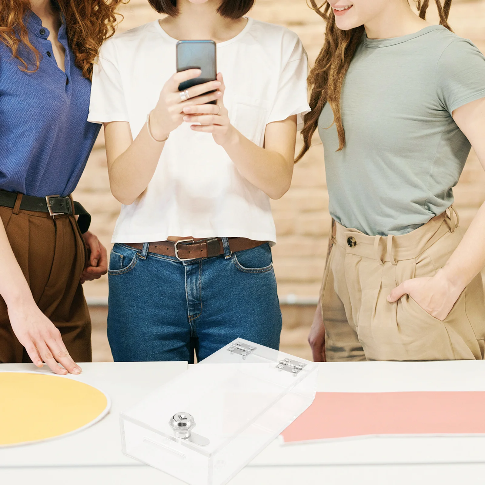 

Phone Lock Box Transparent Design Strong Safety Lock Emergency Holes Portable Phone Storage Container for Focus