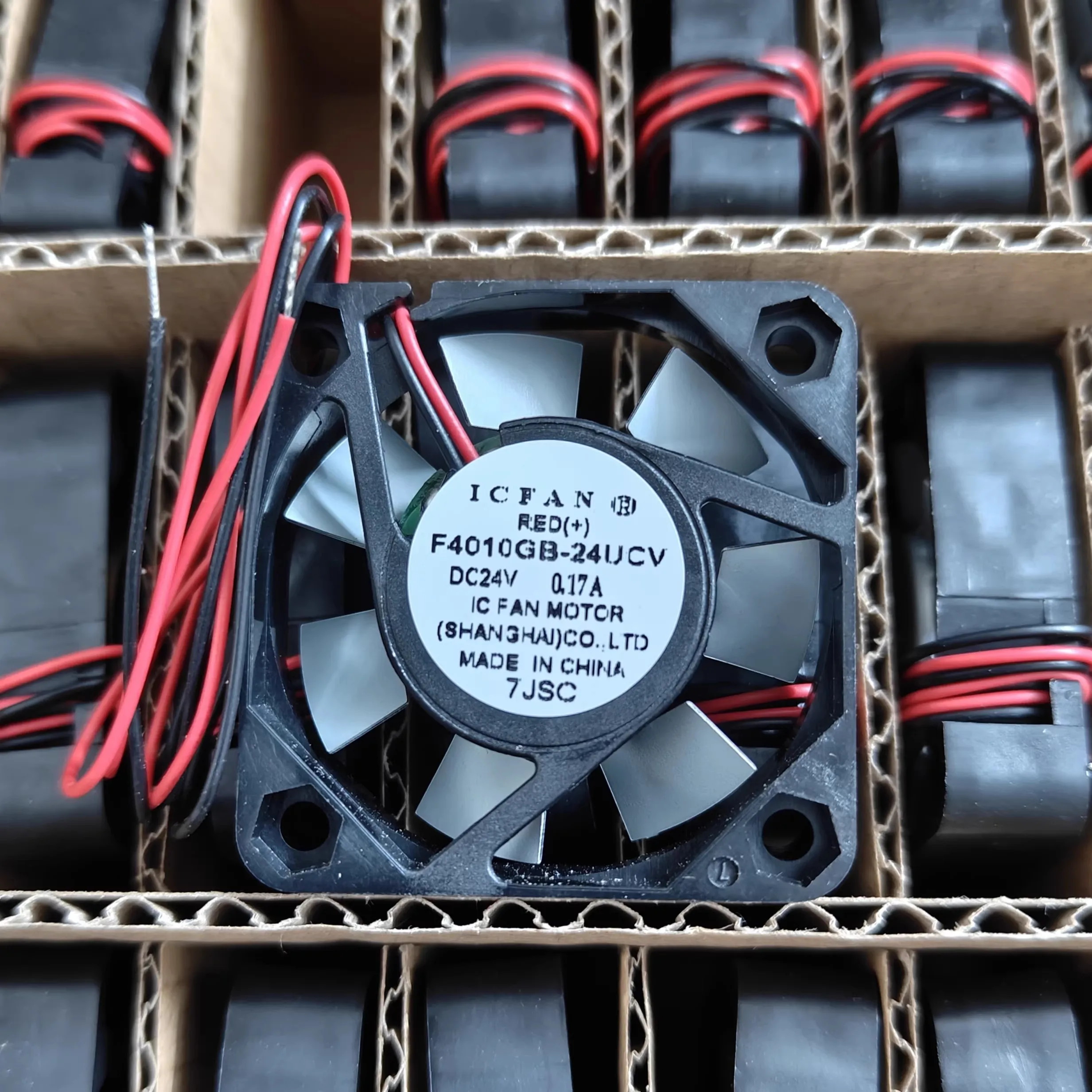 Free shipping, brand new F4010GB-UCV 24V 0.17A metal fan blade high-temperature resistant cooling fan
