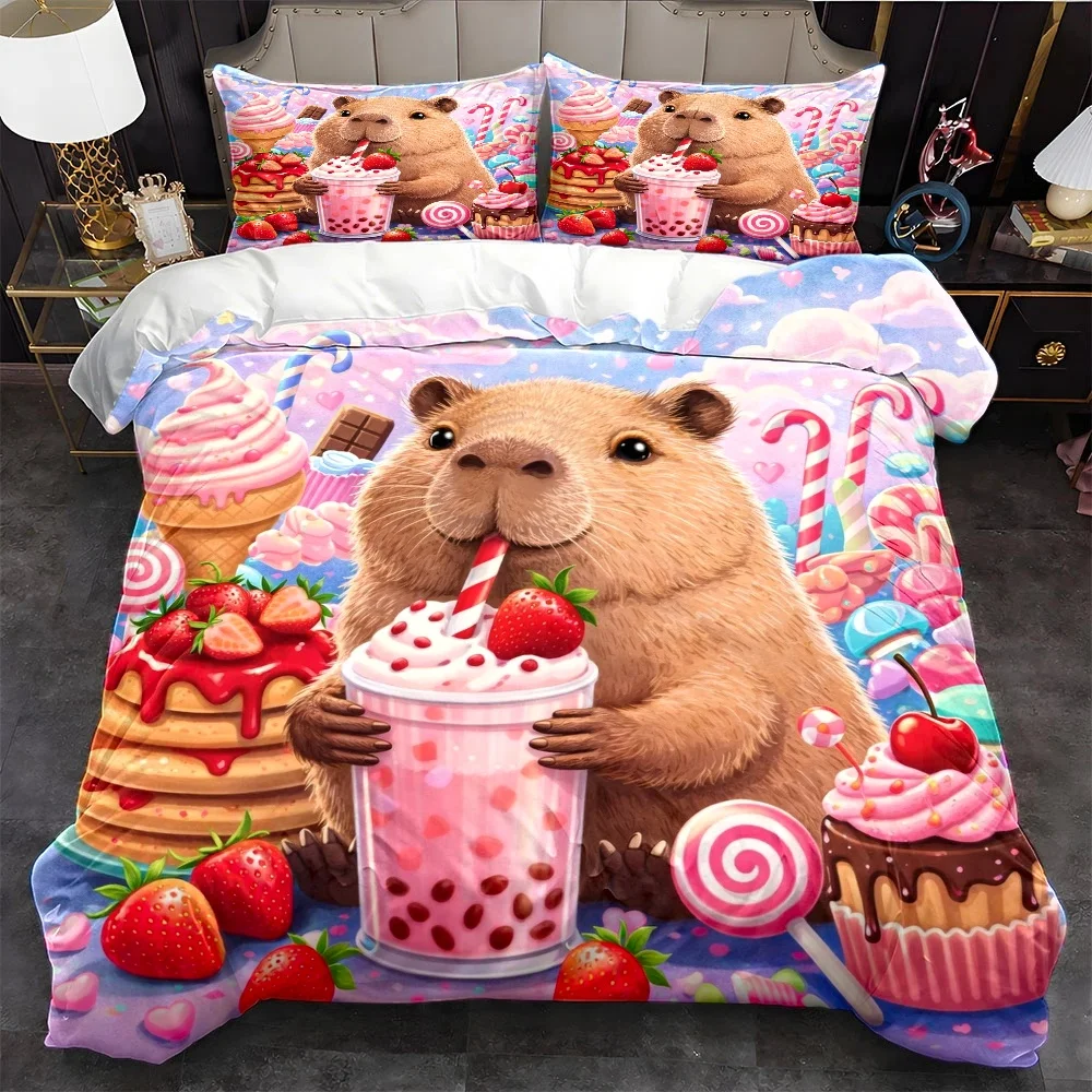 3Pc Cartoon Capybara Dessert Theme Duvet Cover Set, Three-Piece Bedding Set (1*Duvet Cover + 2*Pillowcases), Suitable for All Seasons, Machine Washable Bedding, Invisible Zipper Double Bed Cover Set, Universal Large Duvet Cover for Home, Dorm, Master Bedroom, Guest Room, Ins Style Cute Candy Series Bedding Set, Childlike Animal Print Skin-Friendly Duvet Cover Set, Hot-Selling Soft and Comfortable Bedding Set 2D Flat Print