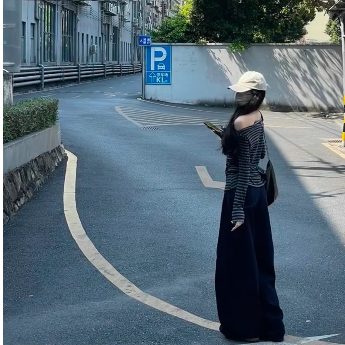 تي شيرت بأكمام طويلة جودة المرأة الخريف فانوس كم مضلع حافة واسعة شريط الحد الأدنى Citywalk الشباب طالب رقيقة #3