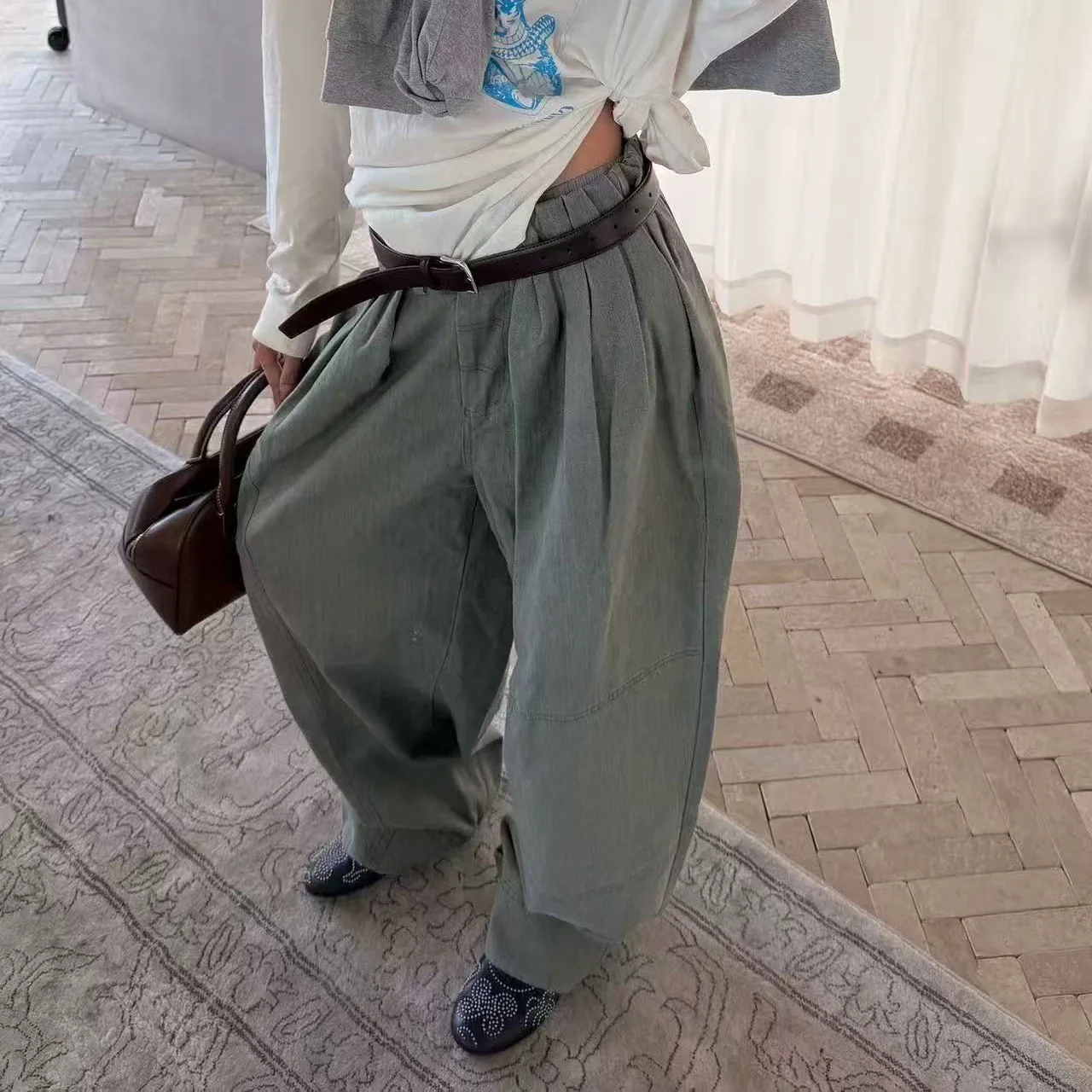 Casual Loose Wide Leg Workwear Pants Folded Hem Long Trousers for Young Women Comfortable Breathable Cotton Material