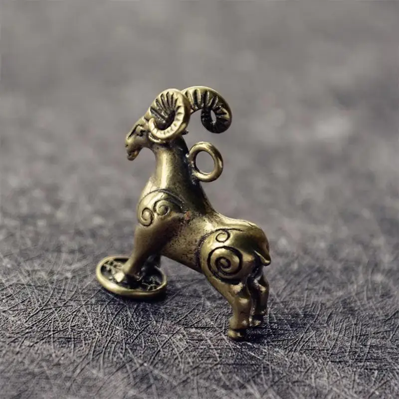 Chinesische Tierkreiszeichen-Ziegenskulptur, Geldschaffendes Glücksschaf, Umweltfreundliche Harz-Tischdekoration, Geschenk für Tierkreiszeichen-Fans – Detail 5