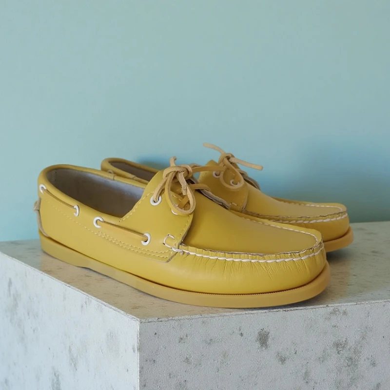 

2026 Classic Loafers Men Full-Grain Leather Boat Shoes Footwear Men Casual Shoes Handsewn Brand Luxury Moccasins