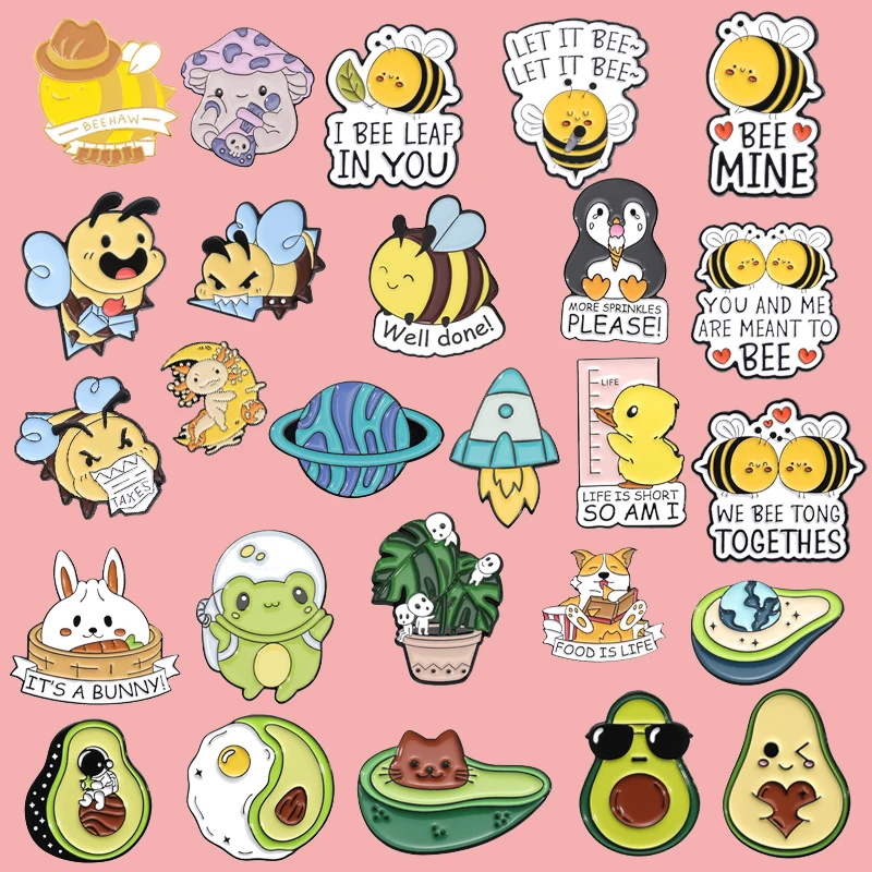 

Cartoon Cute Cute Animal Bee Frog Astronaut Avocado Personalized Clothing Versatile Metal Badge