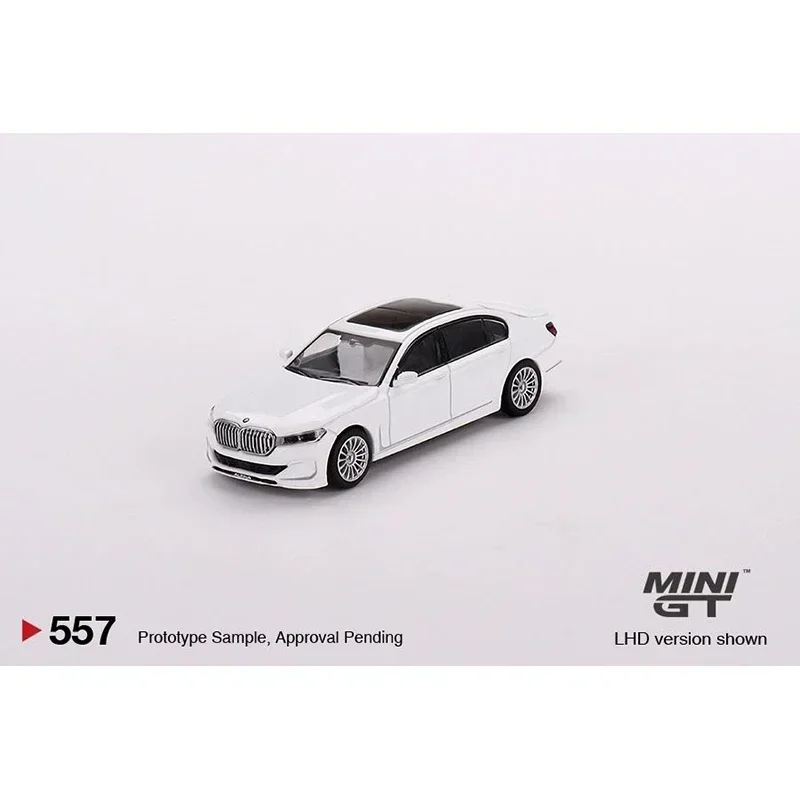 MINIGT 557 1:64 AlpineB7 XDrive AlpineWhite Diecast Diorama Car Model Collection