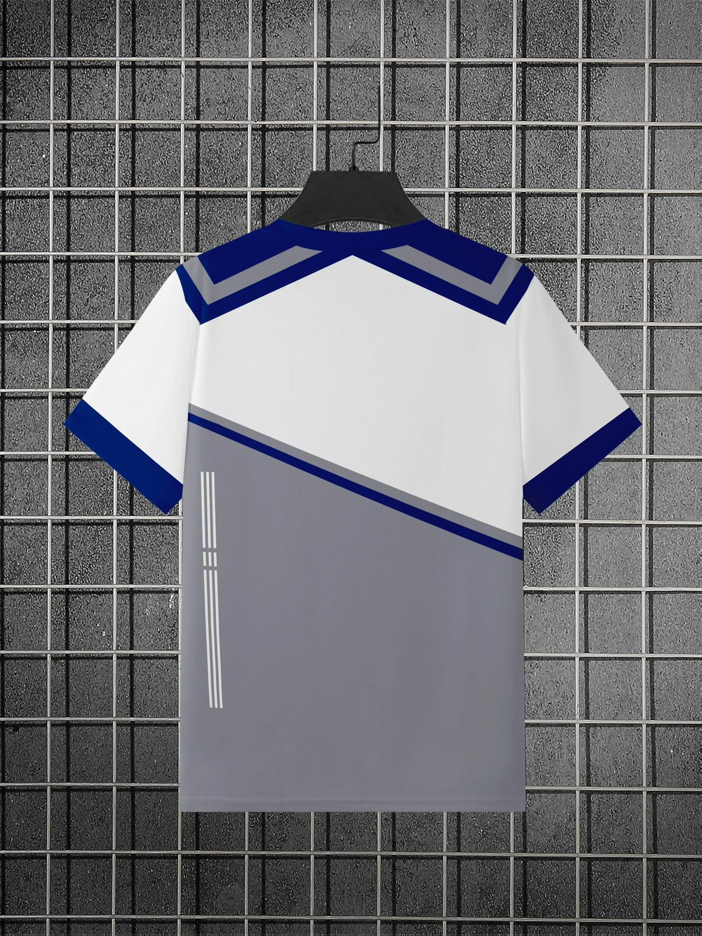 New men's short-sleeve T-shirt, loose-fitting and tailored with printed designs, versatile basic crew-neck top suitable for spri