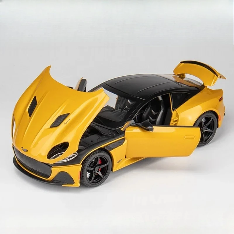 Alloy 1:22 DBS Car Model Diecasts Toy Car with Sound and Light Model Pendants Metal Collection Voiture Miniature