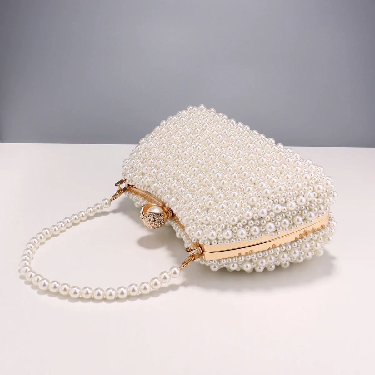 Pearl Women Evening Bags Hollow Out Vintage Beading Clutch With Handle Chain Handbags Diamonds Holder