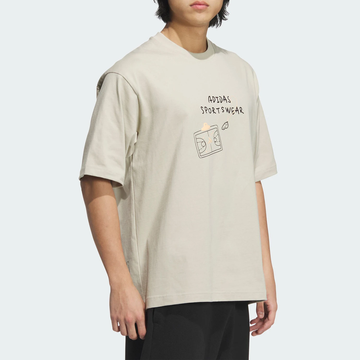 Adidas Originals M GFX TEE 1 للرجال كاجوال رياضي بأكمام قصيرة JP4579