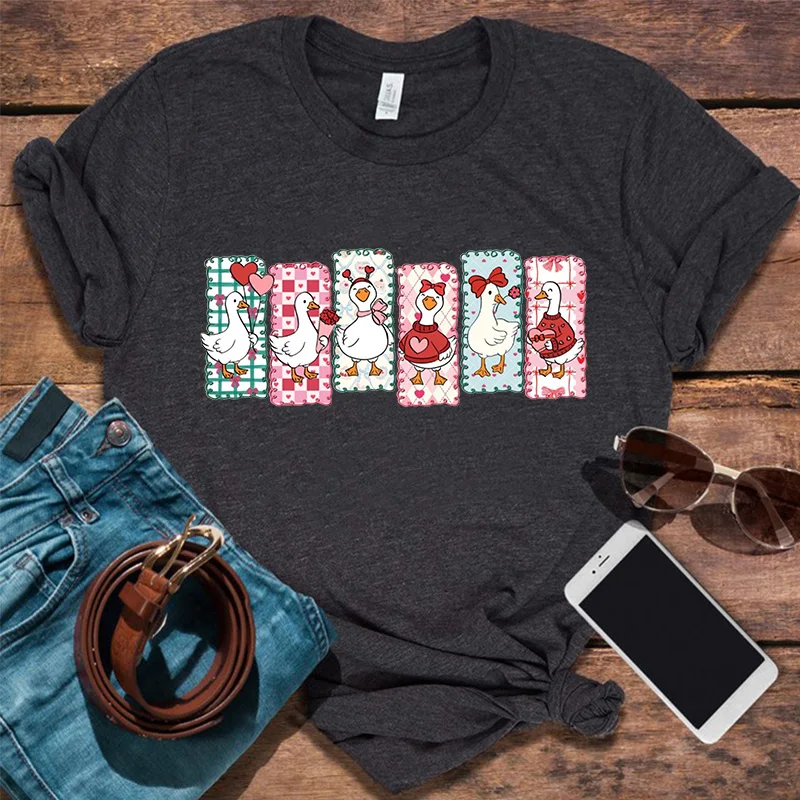 Love Goose Valentine's Day Shirt Funny Valentine's Day Tshirt Cute Goose Lover Gift Aesthetic Clothes m