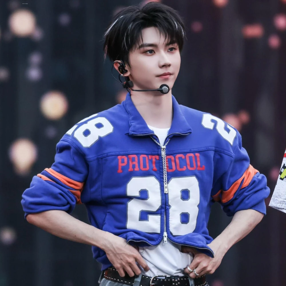 

Protocol Index Football Uniform, Stand-up Collar, Sweater, Jacket, Washed, Damaged, Embroidery, Patching