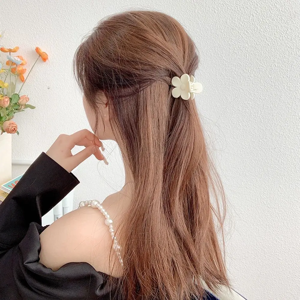 Fashion Design Solid Color Plastic Temperament Women Hair Accessories Korean Style Hair Clip Flower Hair Claw Ponytail Holder