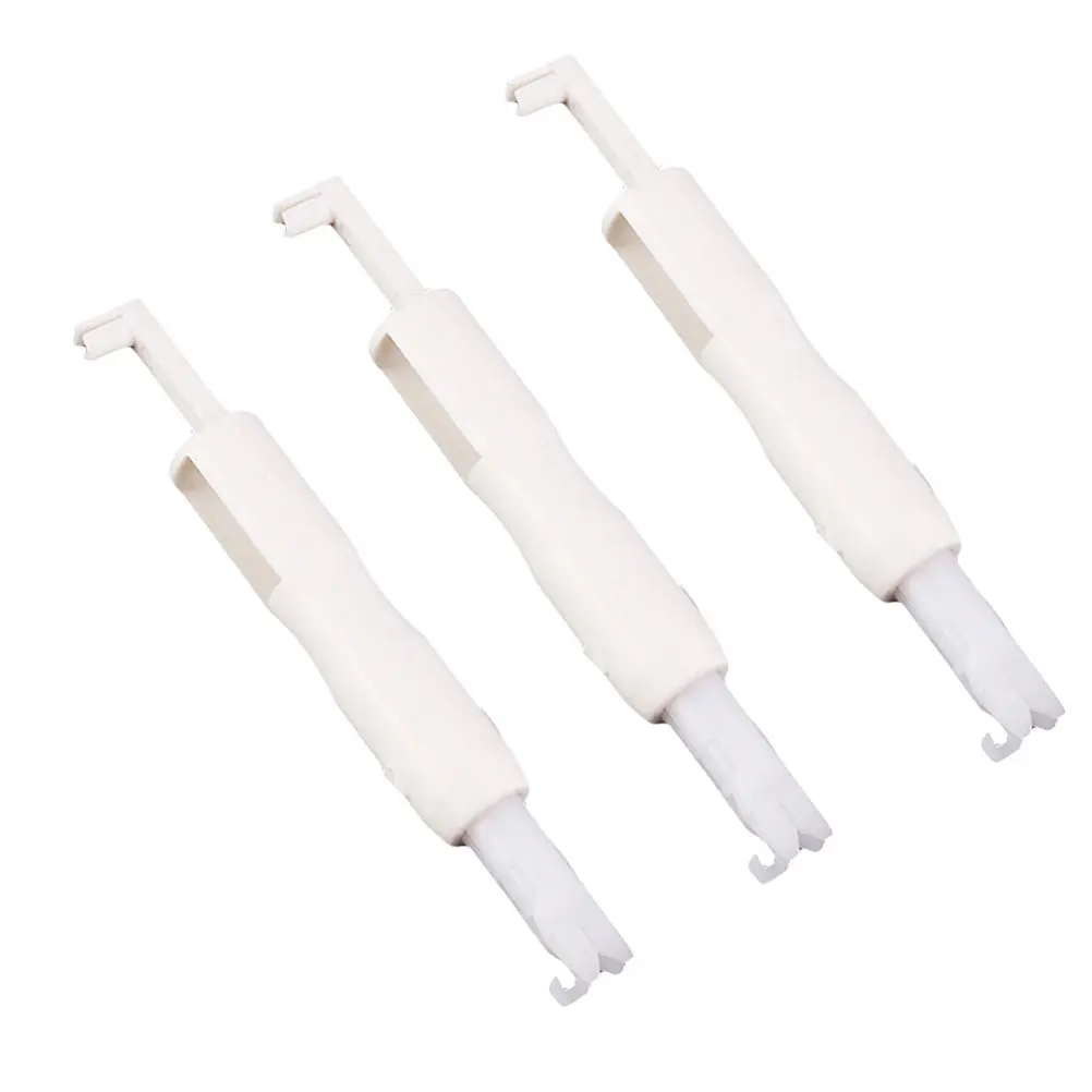 3Pcs Automatic Needle Threader Set Premium Plastic Mini Sewing Needle Inserter for Poor Eyesight Low Light Elderly Users