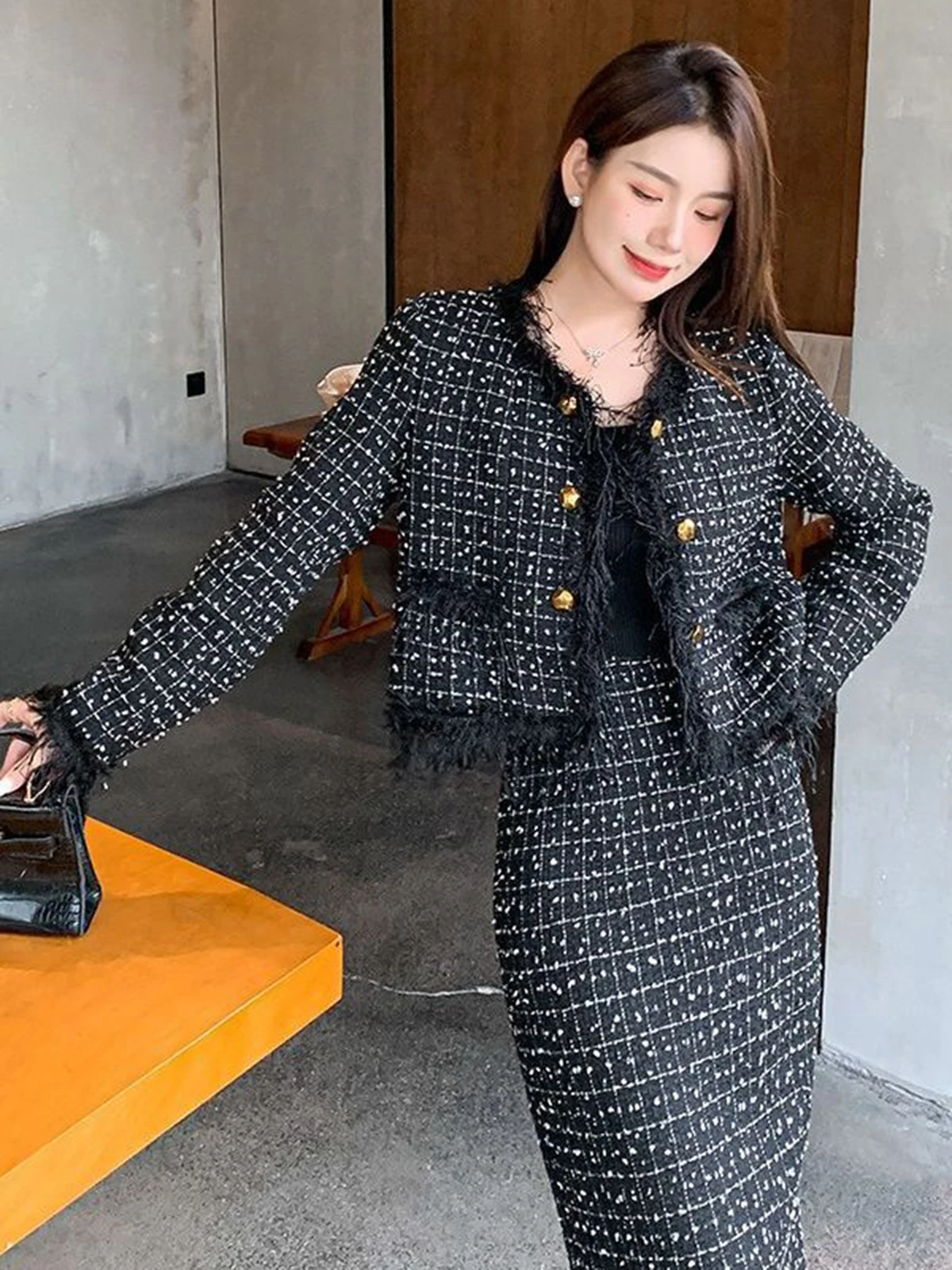 Small Fragrant Tweed Two Piece Set Women Heavy Industry Tassels Design Outfits Short Jackets+Midi Pencil Skirt Spring Autumn New