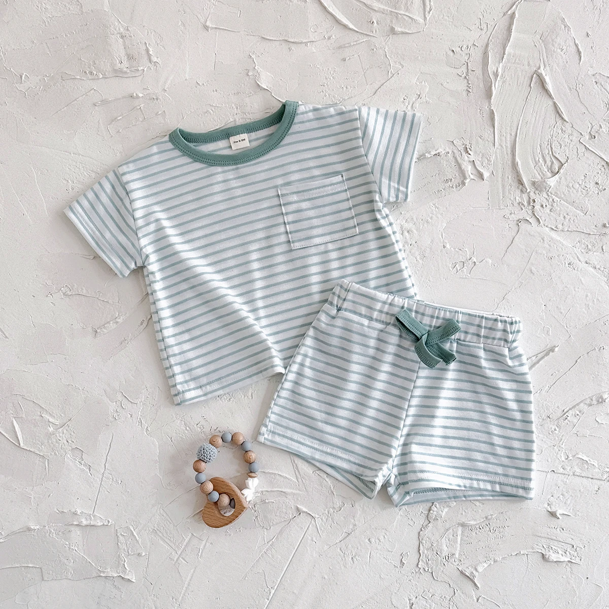 

2025 Summer Baby New Set Blue White Stripes Simple Comfortable Short Sleeves+Loose Sports Beach Shorts Boys Girls Clothing