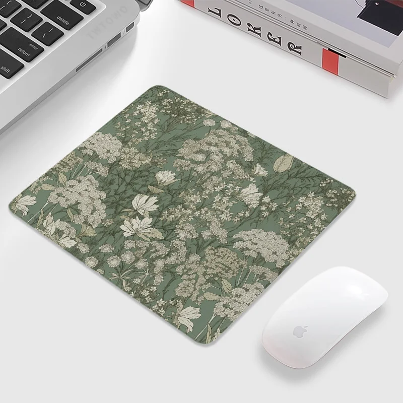 Mouse Pad Hot Sell Gaming Mousepads Art Cartoon Anti Slip Green Flower Grass Aesthetics Carpet Office Decoration Mouse Mat