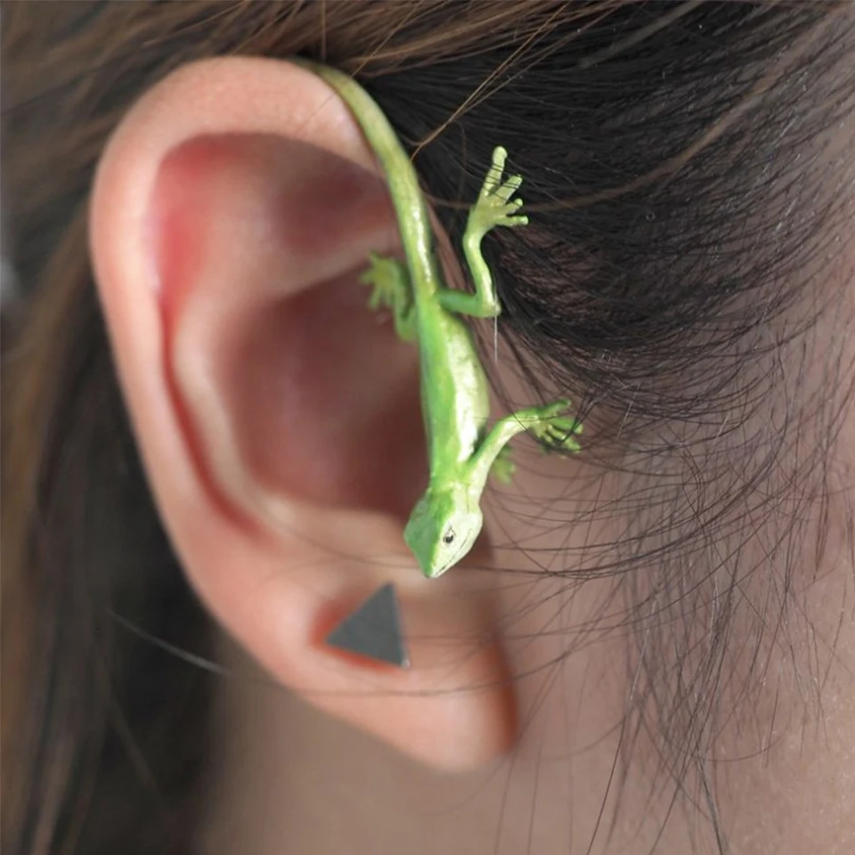 ZAKOL 2pcs Fashion Creative Cute Frog Ear Cuff Clip for Women Girls Fashion Green Insect Non-pierced Earrings Accessories Gift image 4