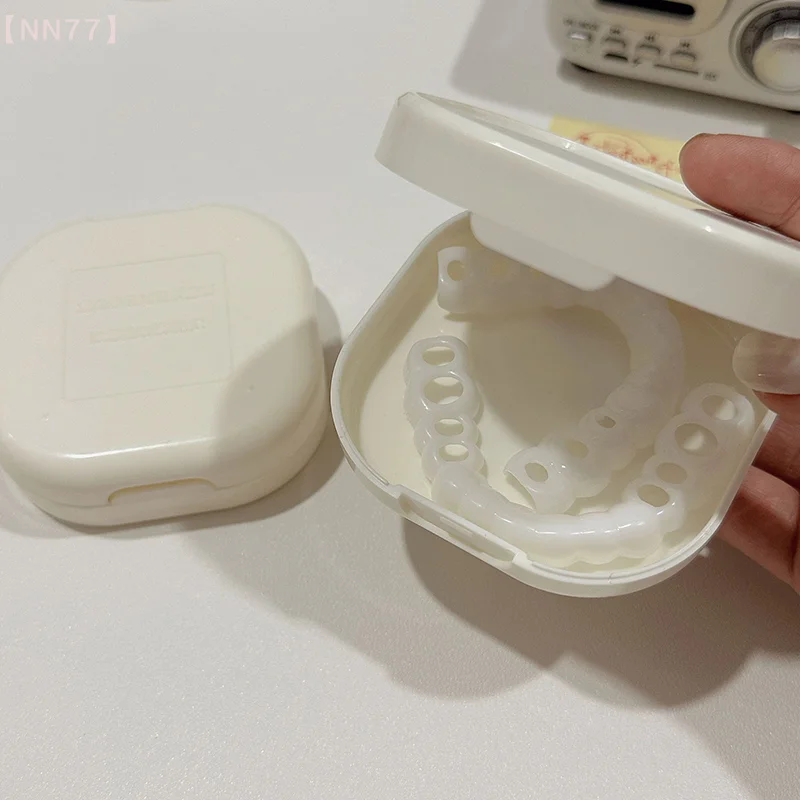 1 pz Bretelle Caso Con Specchio Dentale Scatola di Fermo Caso Fibbia Design Allineatore Bocca Guard Contenitore Per I Denti Da Viaggio Falsa Protesi