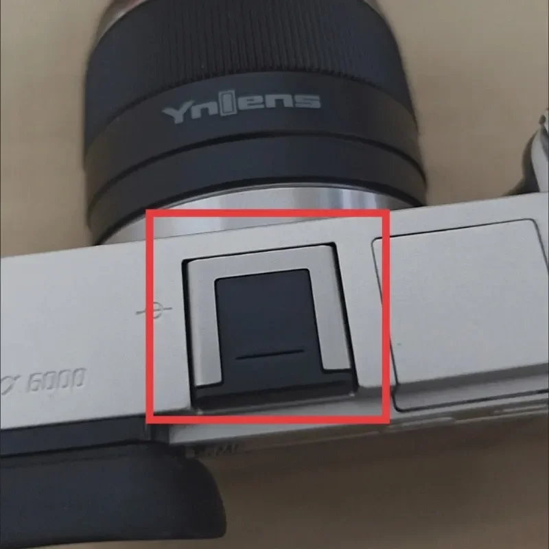 Tampa Protetora de Sapata Quente para Câmeras Sony A7R II, A7M3, A7S, A7C II, A9, A6400, A6000, A6700 - Acessório Essencial