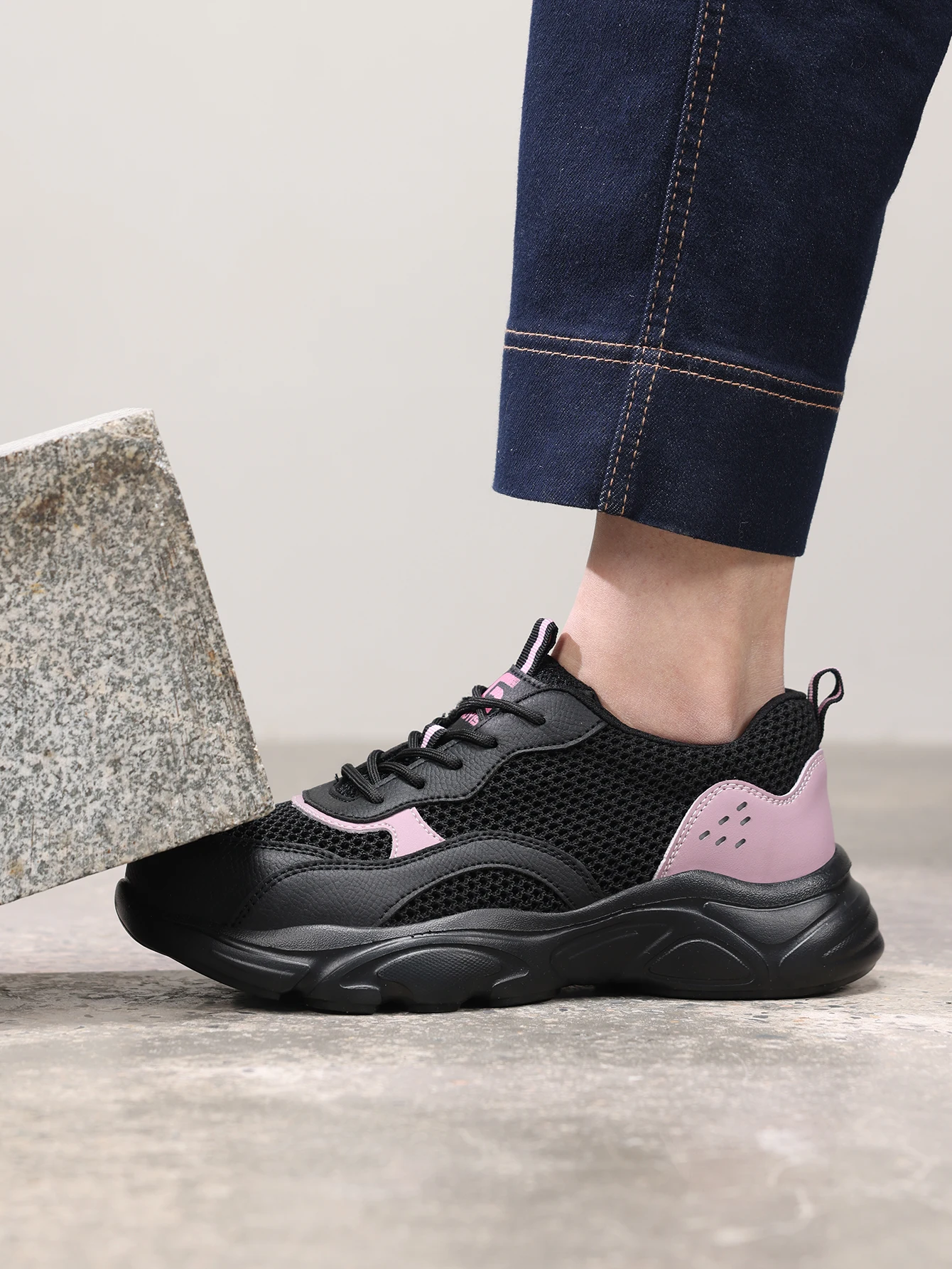 GUYISA Men's Anti-Snare and Anti-Penetration Work Shoes with Rubber-Plastic Soles and Lightweight Design